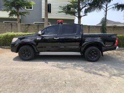 
										2014 Toyota Hilux full									