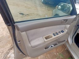 
										2004 Toyota Camry full									