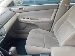 
										2004 Toyota Camry full									