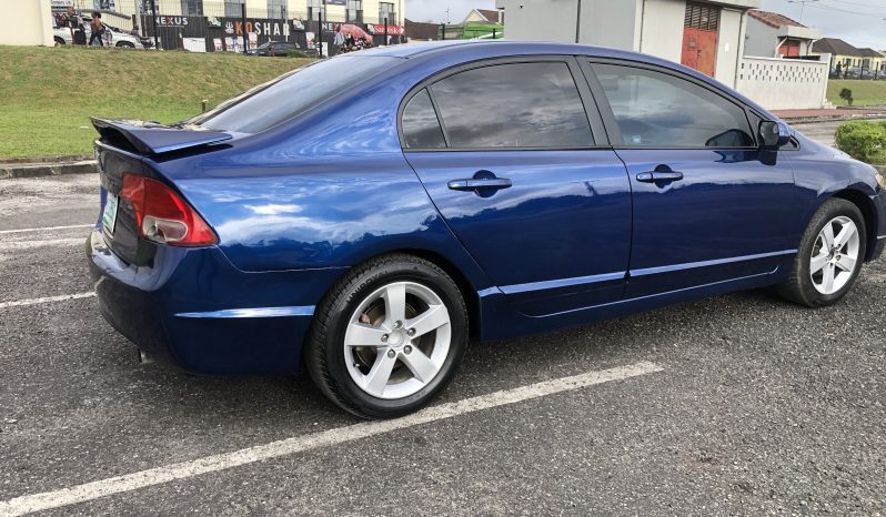 
								2006 honda civic full									