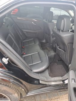 
										2011 Mercedes-Benz E 280 full									