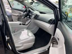 
										2010 Toyota Venza full									