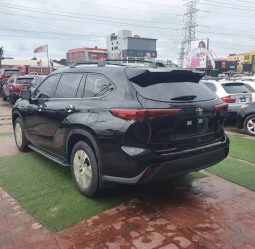 
										2020 Toyota Highlander full									