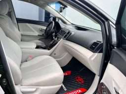 
										2011 Toyota Venza full									