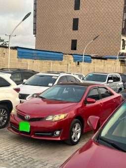 
										2013 Toyota Camry full									