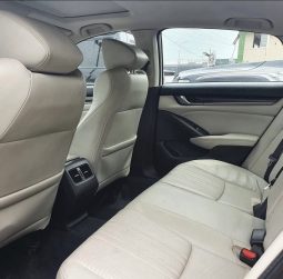 
										2018 Honda Accord full									