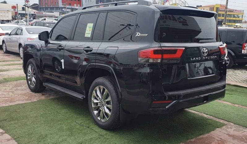 
								2021 Toyota Land Cruiser full									