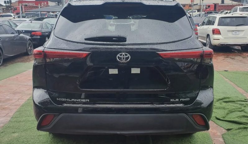 
								2020 Toyota Highlander full									