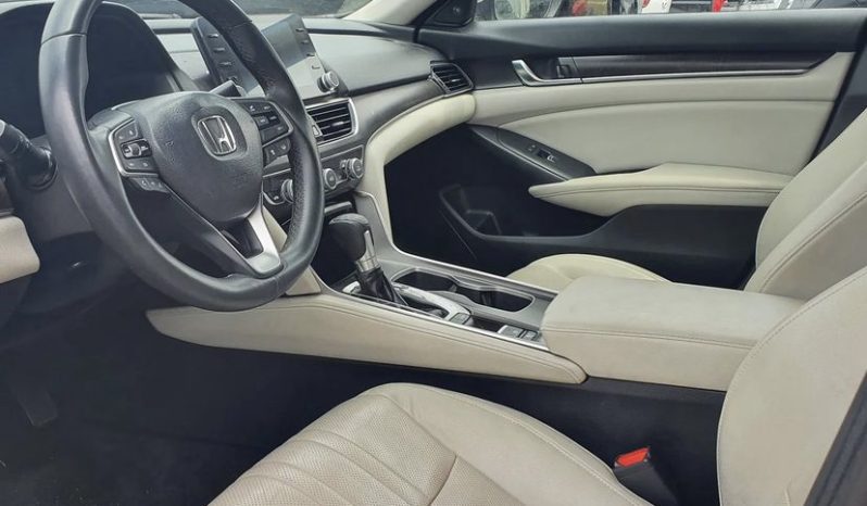 
								2018 Honda Accord full									