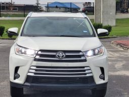 
										2015 Toyota Highlander full									