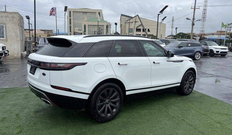 
								2018 Land Rover Range Rover Velar full									