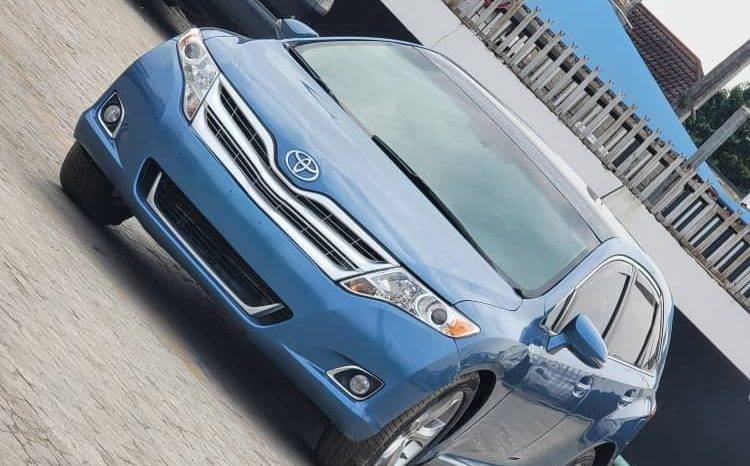 
								2011 Toyota Venza full									