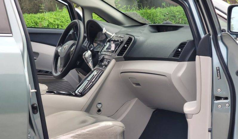 
								2011 Toyota Venza full									