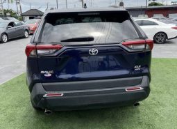 
										2019 Toyota RAV4 full									