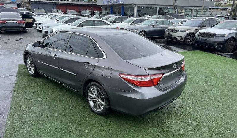 
								2016 Toyota Camry full									