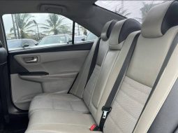 
										2016 Toyota Camry full									