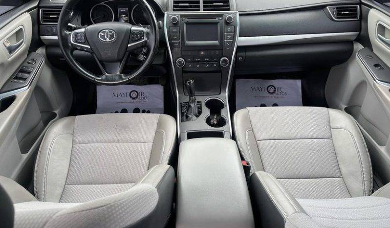 
								2016 Toyota Camry full									