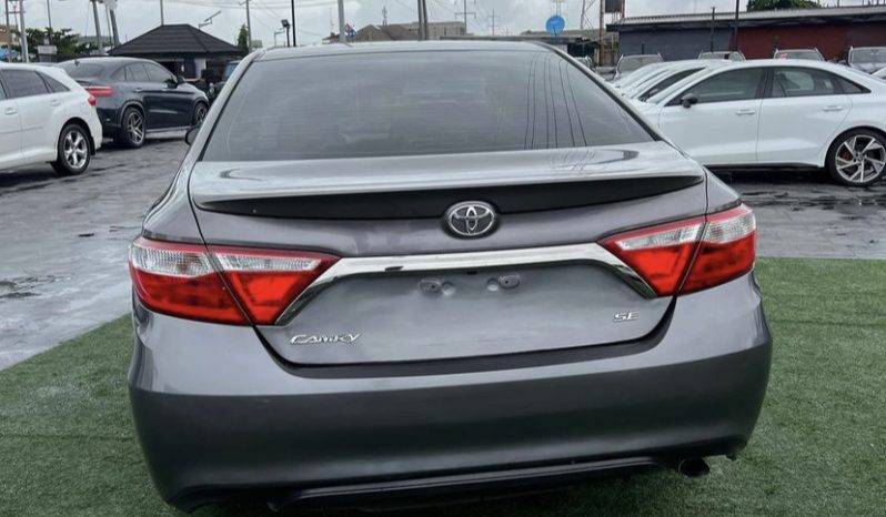 
								2016 Toyota Camry full									