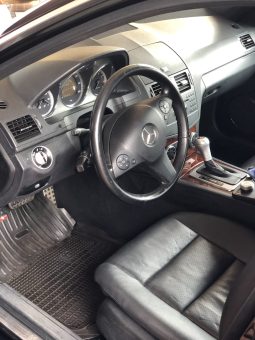 
										2011 Mercedes-Benz C 300 full									