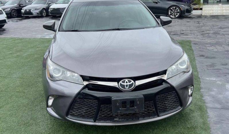 
								2016 Toyota Camry full									