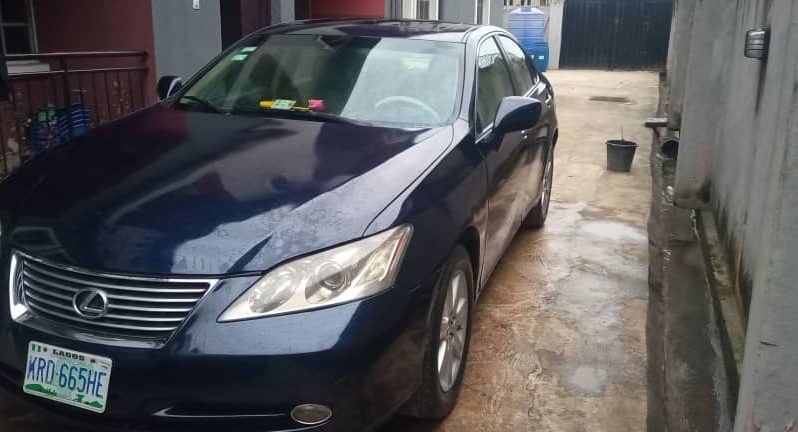 
								2008 Lexus ES350 full									