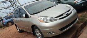 2009 Toyota Sienna