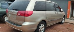 
										2009 Toyota Sienna full									