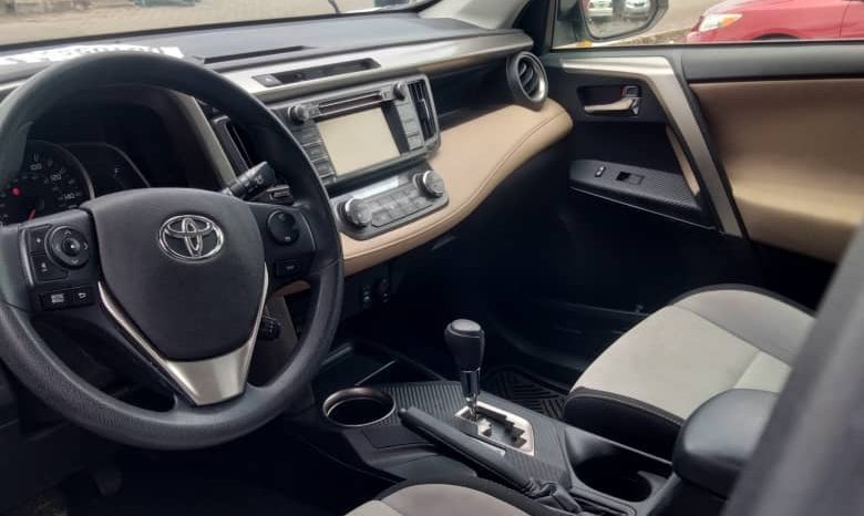 
								2014 Toyota RAV4 full									