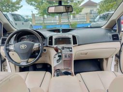 
										2011 Toyota Venza full									