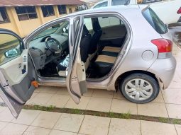 
										2009 Toyota Yaris full									