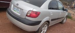 
										2006 Kia Rio full									