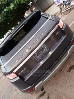 
										2012 Land Rover Range Rover Evoque full									