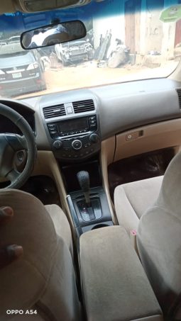 
										2007 Honda Accord full									