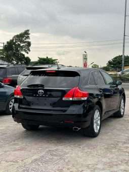 
										2010 Toyota Venza full									