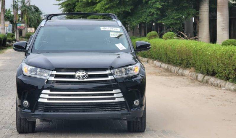 
								2015 Toyota Highlander full									