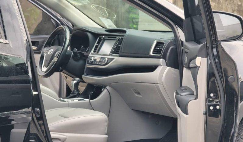 
								2015 Toyota Highlander full									