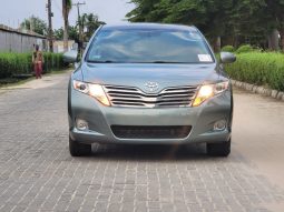 
										2011 Toyota Venza full									