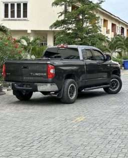 
										Toyota Tundra full									