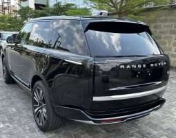 
										land-rover vogue full									