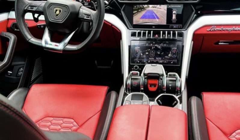 
								lamborghini urus full									