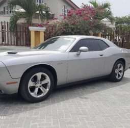 
										dodge challenger full									