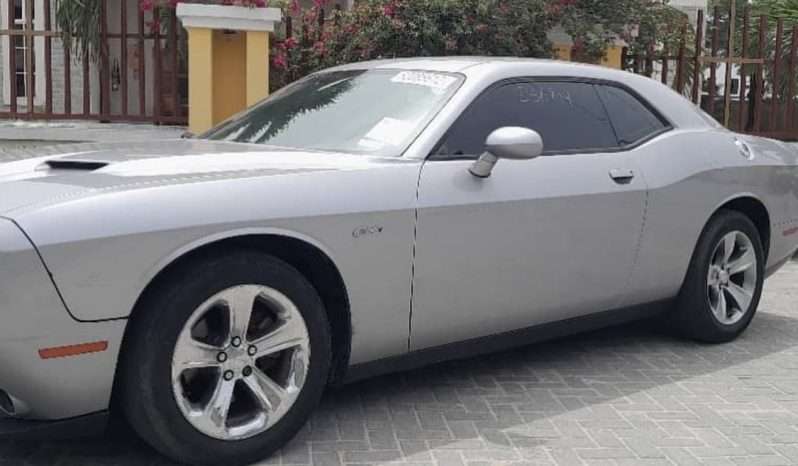 
								dodge challenger full									