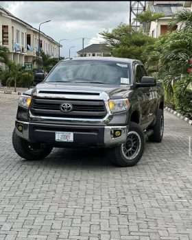 Toyota Tundra