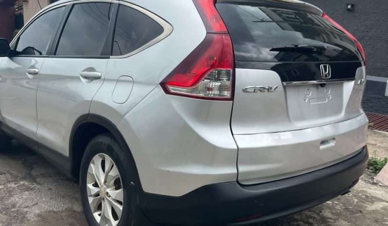 
								Honda CR-V full									