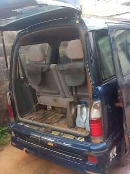 
										2004 Daihatsu Charade full									