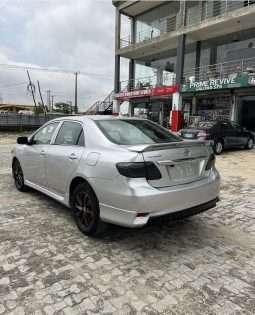 
										2009 Toyota Corolla full									