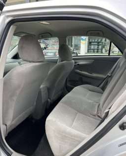 
										2009 Toyota Corolla full									