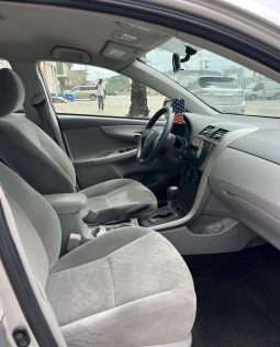 
										2009 Toyota Corolla full									