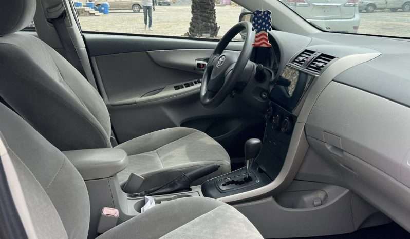 
								2009 Toyota Corolla full									