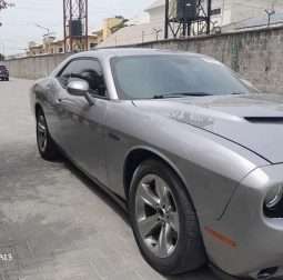 
										dodge challenger full									